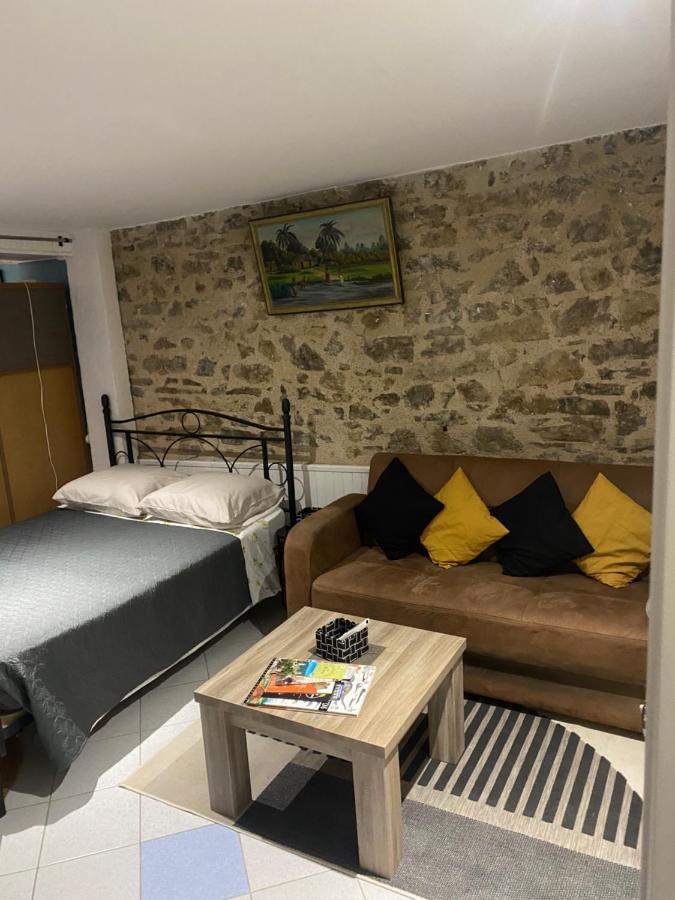 La Casa Du Port, Chambres, Suite Privee, Appartement Avec Vue Sur La Riviere Capendac Экстерьер фото